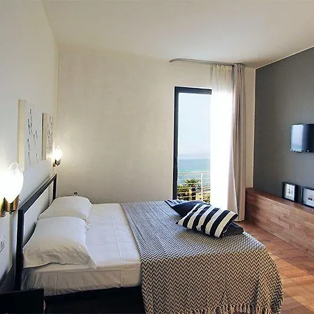 Hotel Aqva Boutique (adults Only) Sirmione